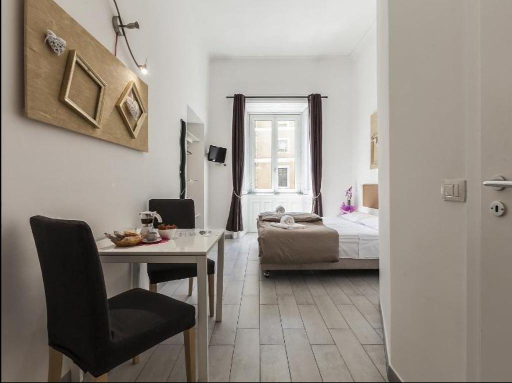 Le Poesie Di Roma Bed and Breakfast Exterior foto